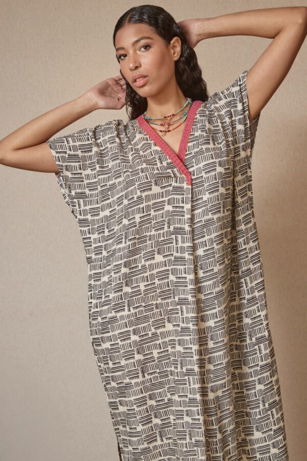 VESTIDO CUELLO EN V AFRICANO LATIDO - Imagen 2